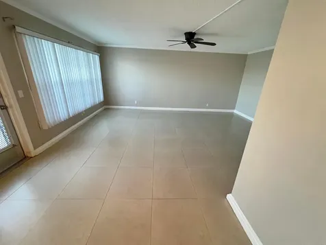 413 Greenbrier A West Palm Beach FL 33417