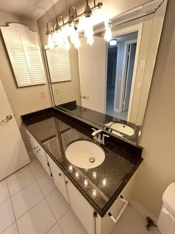 413 Greenbrier A West Palm Beach FL 33417