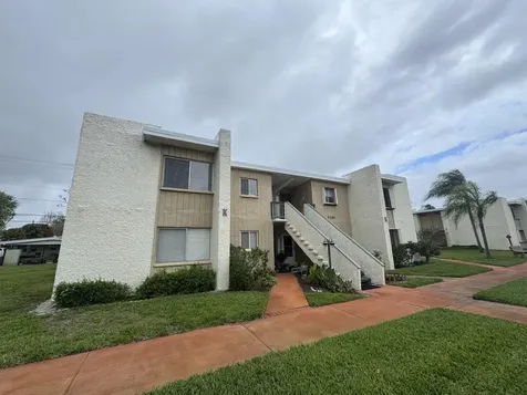 1310 NE 14th Court Jensen Beach FL 34957