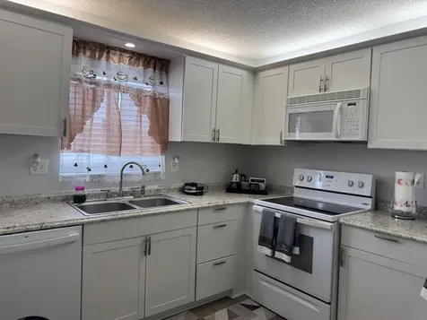 1310 NE 14th Court Jensen Beach FL 34957