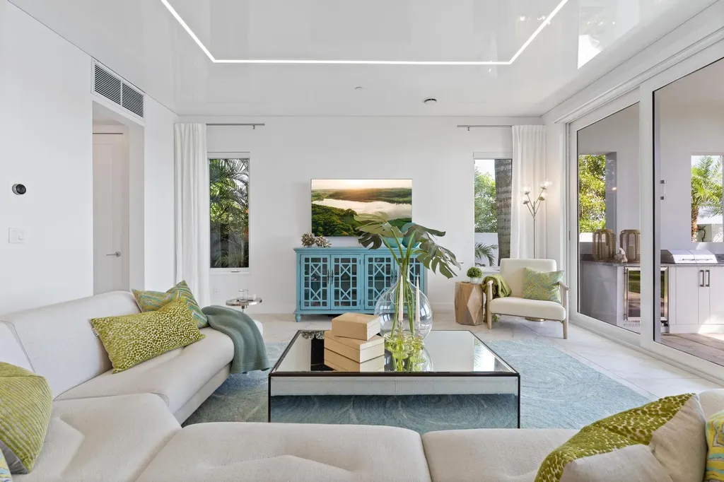 100 Water Club Court N North Palm Beach FL 33408