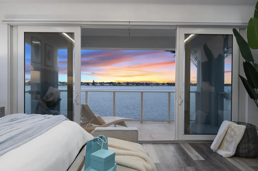 100 Water Club Court N North Palm Beach FL 33408