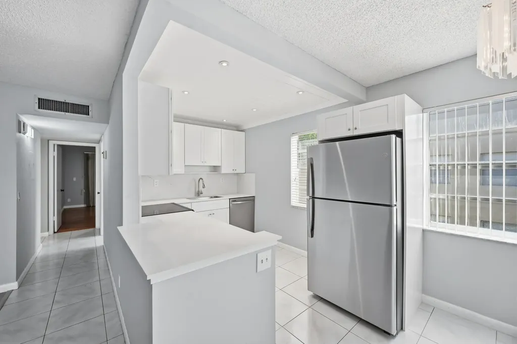 422 Burgundy I Delray Beach FL 33484