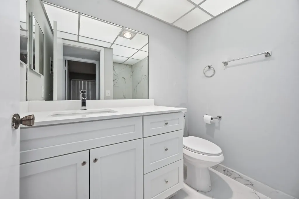 422 Burgundy I Delray Beach FL 33484