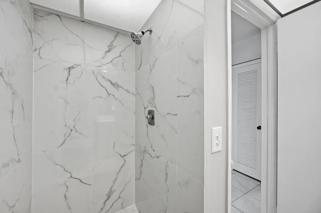 422 Burgundy I Delray Beach FL 33484