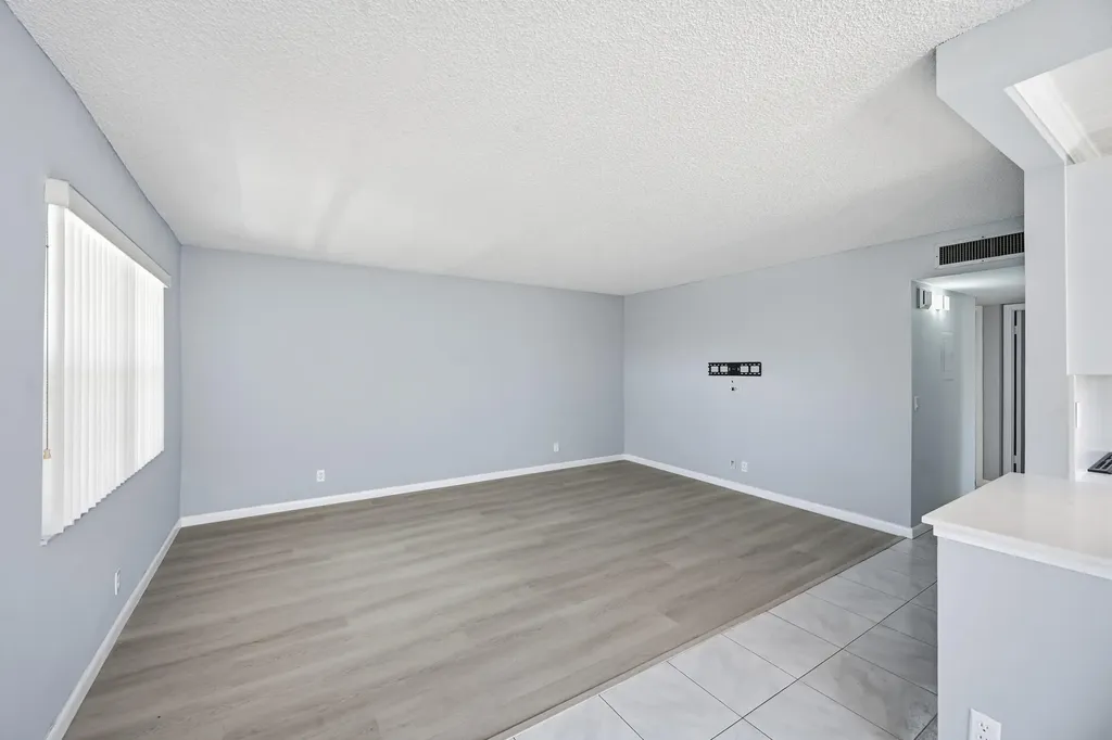 422 Burgundy I Delray Beach FL 33484