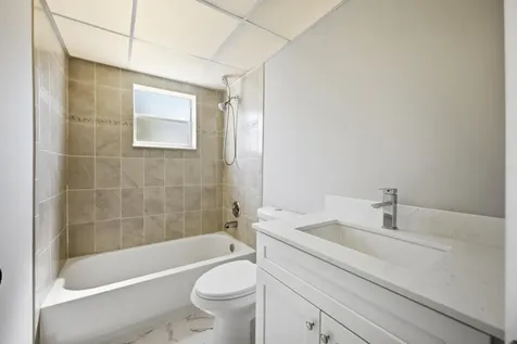 422 Burgundy I Delray Beach FL 33484
