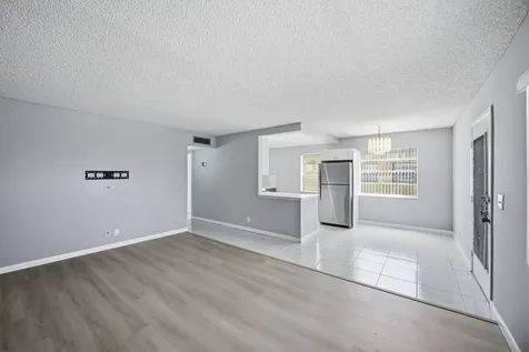 422 Burgundy I Delray Beach FL 33484