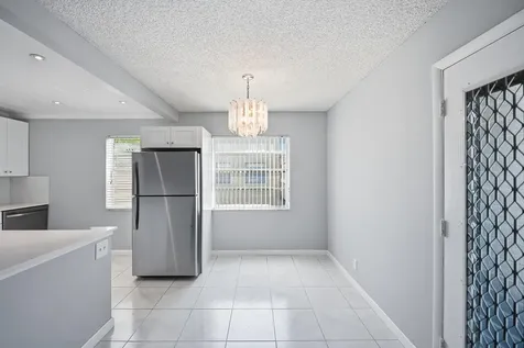 422 Burgundy I Delray Beach FL 33484