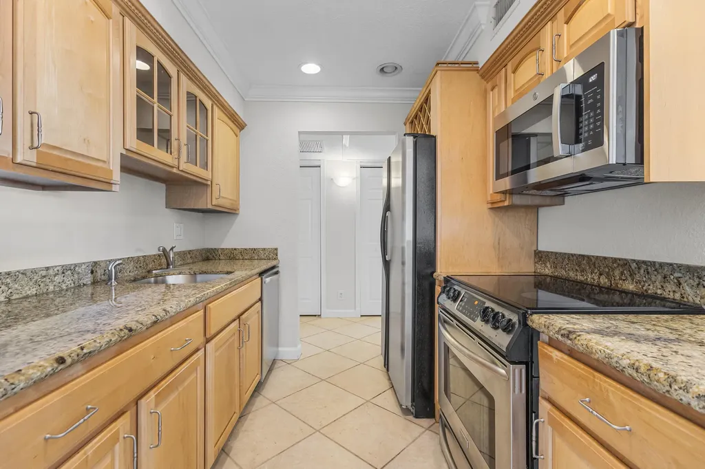 1515 E Broward Boulevard Fort Lauderdale FL 33301