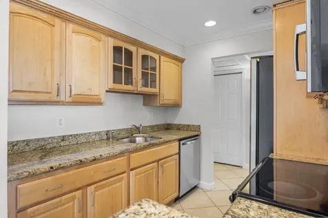 1515 E Broward Boulevard Fort Lauderdale FL 33301