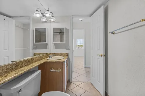 1515 E Broward Boulevard Fort Lauderdale FL 33301