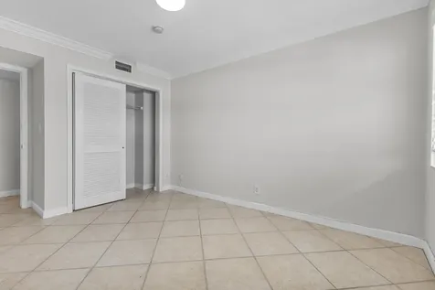 1515 E Broward Boulevard Fort Lauderdale FL 33301