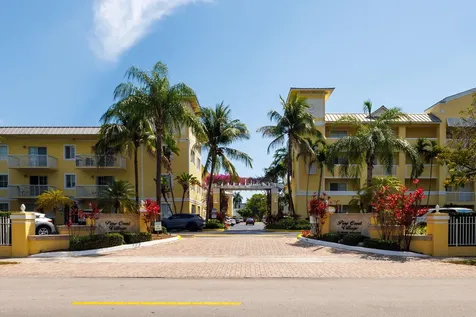 1515 E Broward Boulevard Fort Lauderdale FL 33301