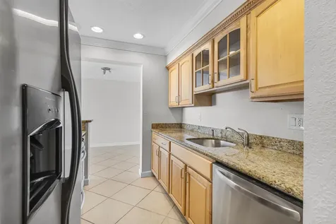 1515 E Broward Boulevard Fort Lauderdale FL 33301