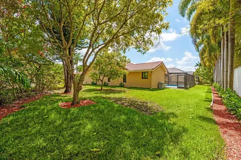 5260 NW 98th Lane Coral Springs FL 33076