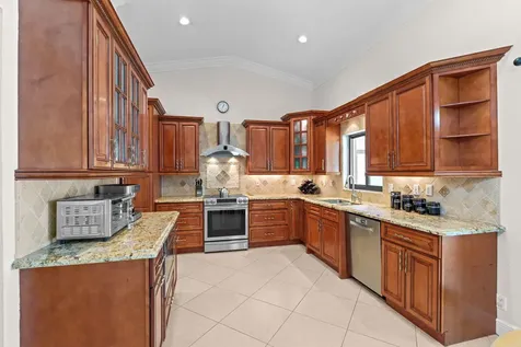 5260 NW 98th Lane Coral Springs FL 33076