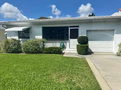 1205 N Palmway Lake Worth Beach FL 33460