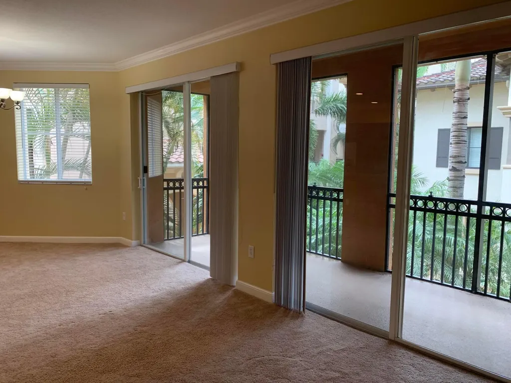 3055 NW 126th Avenue Sunrise FL 33323