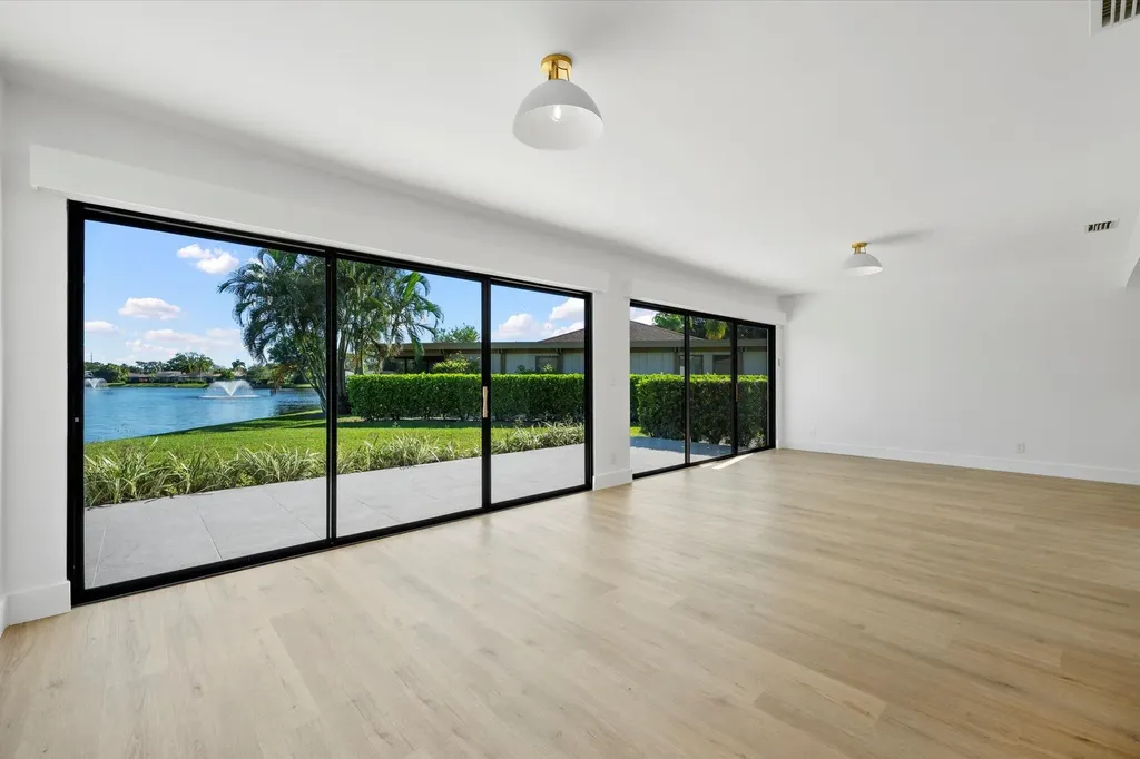 13297 Garth Court Palm Beach Gardens FL 33418