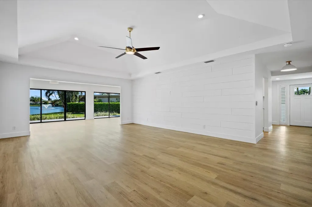 13297 Garth Court Palm Beach Gardens FL 33418