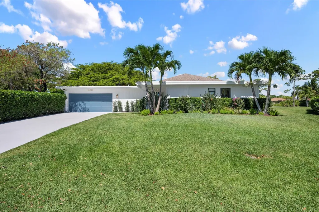 13297 Garth Court Palm Beach Gardens FL 33418