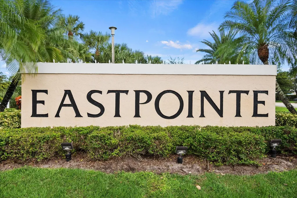 13297 Garth Court Palm Beach Gardens FL 33418