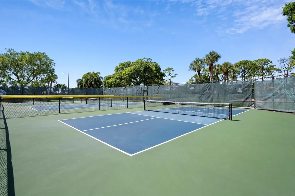13297 Garth Court Palm Beach Gardens FL 33418