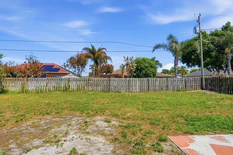 4381 SW Appleseed Road Port St Lucie FL 34953