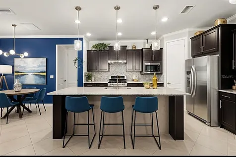 5086 Pendelton Square Vero Beach FL 32967