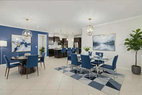 5086 Pendelton Square Vero Beach FL 32967