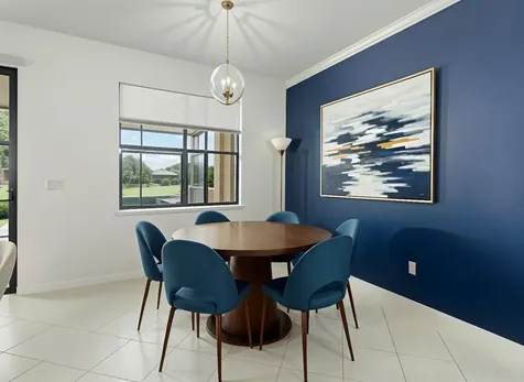 5086 Pendelton Square Vero Beach FL 32967