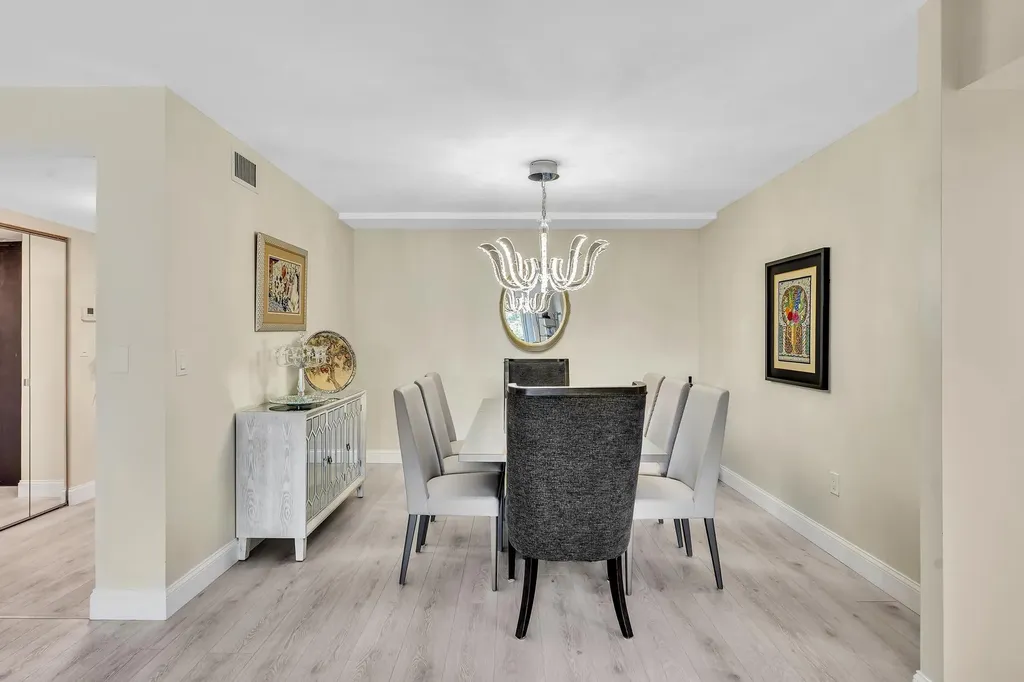 2804 N 46th Avenue Hollywood FL 33021