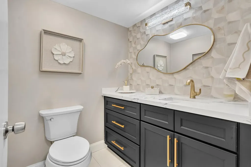 2804 N 46th Avenue Hollywood FL 33021