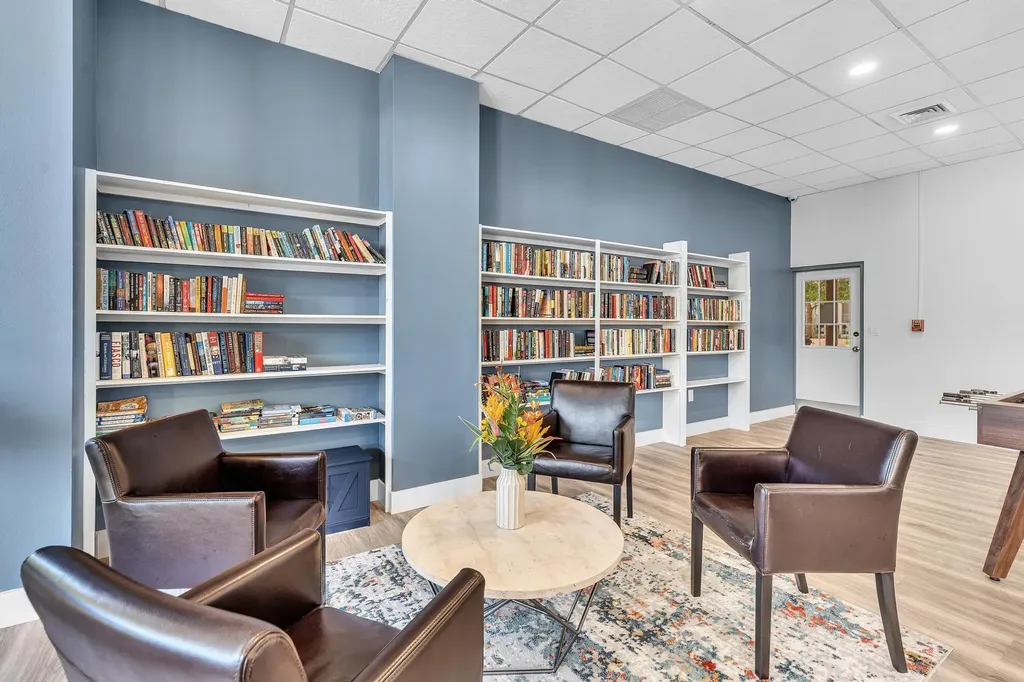 2804 N 46th Avenue Hollywood FL 33021