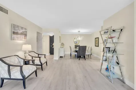 2804 N 46th Avenue Hollywood FL 33021
