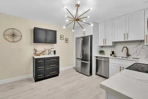 2804 N 46th Avenue Hollywood FL 33021