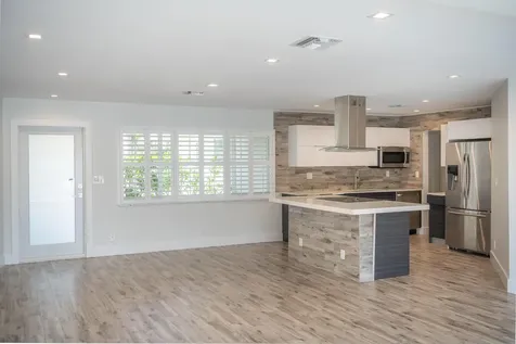 2164 NE 25th Street Wilton Manors FL 33305