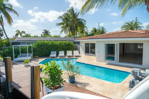 2164 NE 25th Street Wilton Manors FL 33305