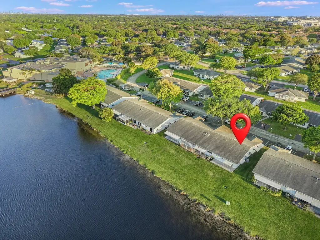 8547 NW 12th Street Plantation FL 33322