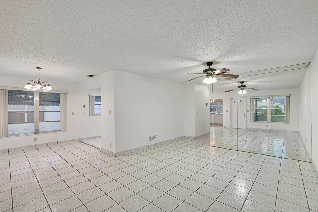 8547 NW 12th Street Plantation FL 33322