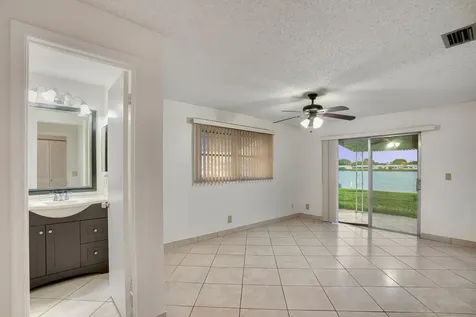 8547 NW 12th Street Plantation FL 33322