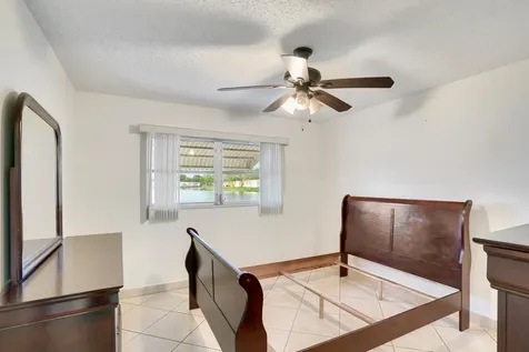 8547 NW 12th Street Plantation FL 33322