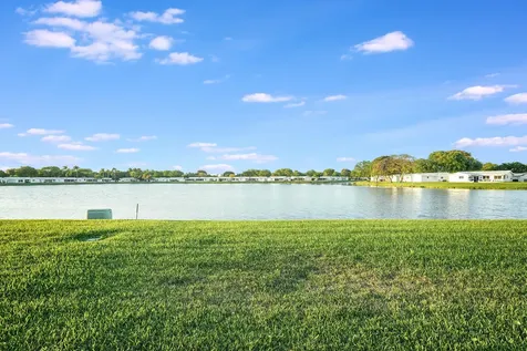 8547 NW 12th Street Plantation FL 33322