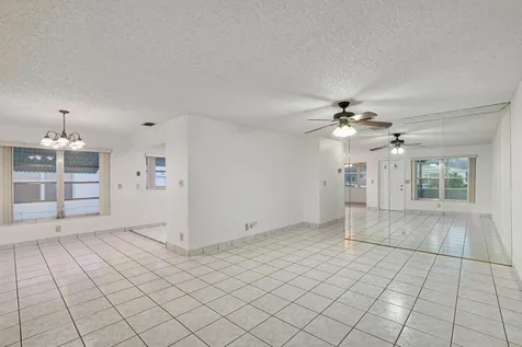 8547 NW 12th Street Plantation FL 33322