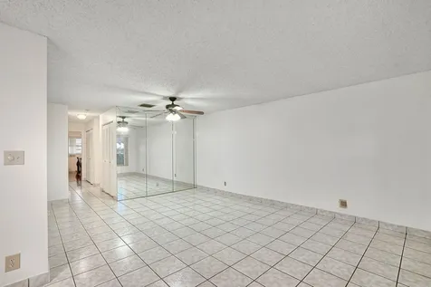 8547 NW 12th Street Plantation FL 33322