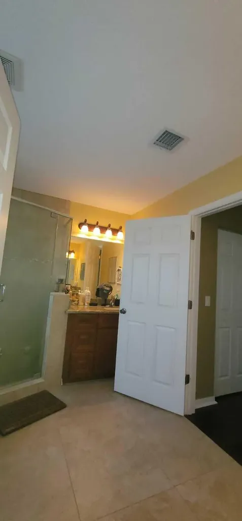 211 NE 13th Avenue Boynton Beach FL 33435