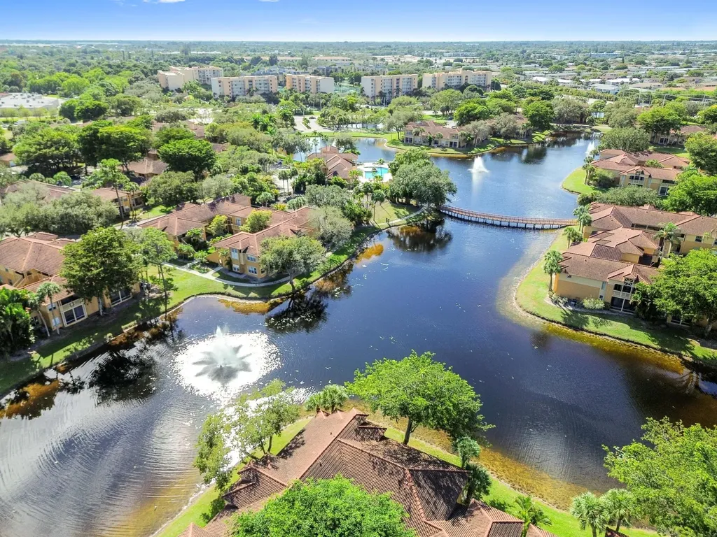 4791 Via Palm Lakes West Palm Beach FL 33417