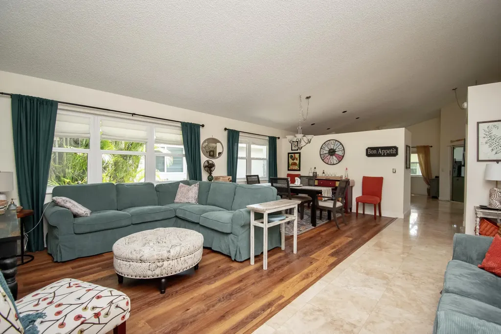 11160 Rios Road Boca Raton FL 33498