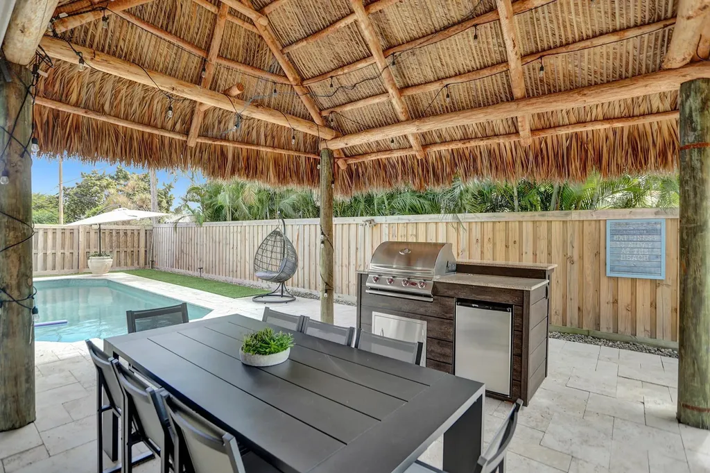 470 SE 4th Court Pompano Beach FL 33060